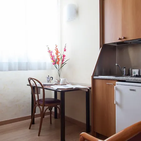 Lejlighedshotel Lepontina 3*