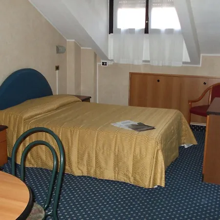 Lepontina Lejlighedshotel Milano