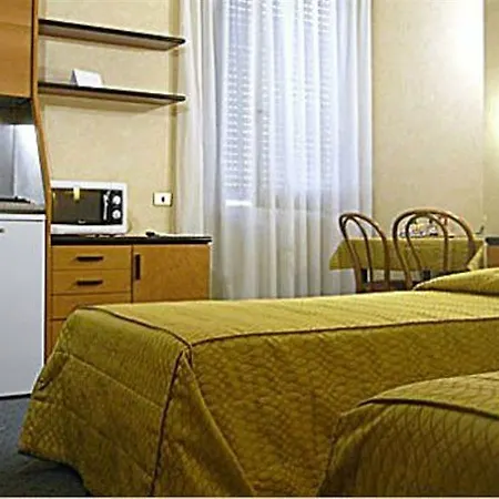 Lepontina Lejlighedshotel 3*